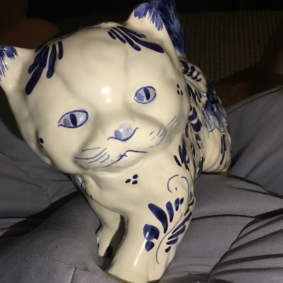 Vintage Delft Holland Blue and White  Porcelain 7.5” Cat Hand Painted - Picture 7 of 10